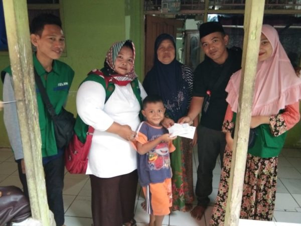 Santunan Anak Yatim Door To Door SeKelurahan Benda